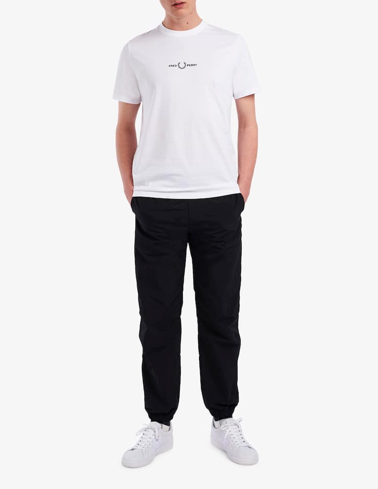 Fred Perry Small logo centre writing t-shirt - picture 2 Fred Perry Small logo centre writing t-shirt - picture 2