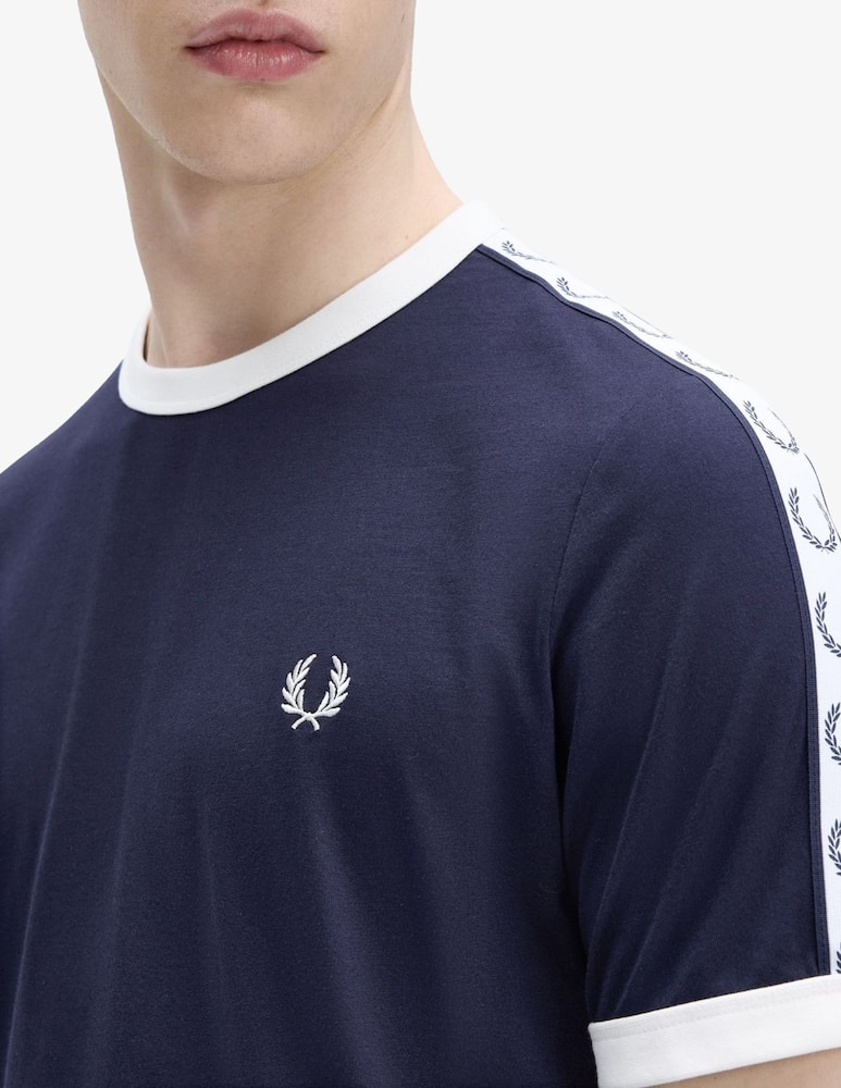 Fred Perry Tape trim t-shirt - picture 2 Fred Perry Tape trim t-shirt - picture 2