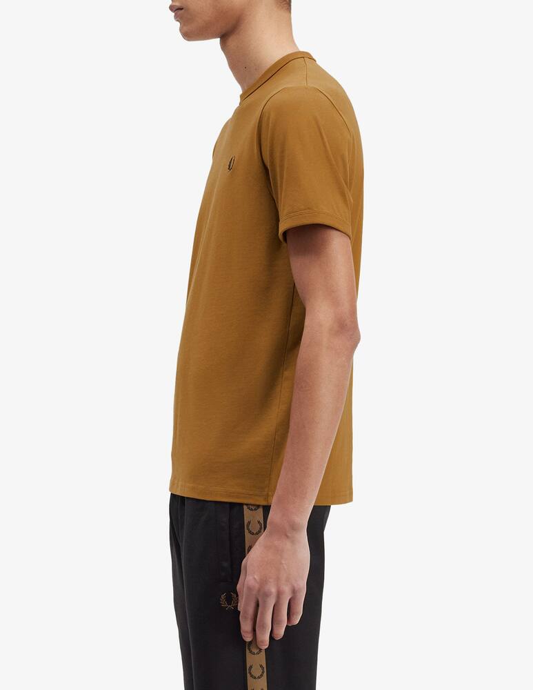 Fred Perry Small logo t-shirt - picture 3 Fred Perry Small logo t-shirt - picture 3