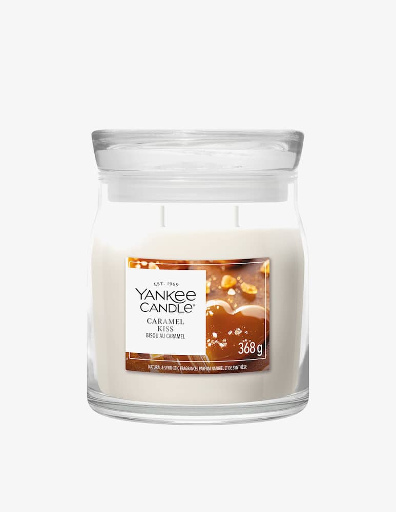 Yankee Candle Signature Medium Jar Caramel Kiss - picture 1 Yankee Candle Signature Medium Jar Caramel Kiss - picture 1