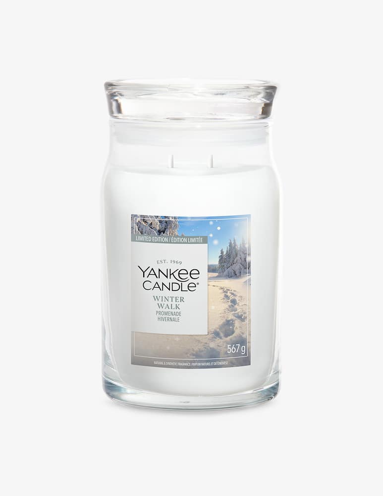 Yankee Candle Signature Large Jar In & Out Winter Walk - picture 1 Yankee Candle Signature Large Jar In & Out Winter Walk - picture 1