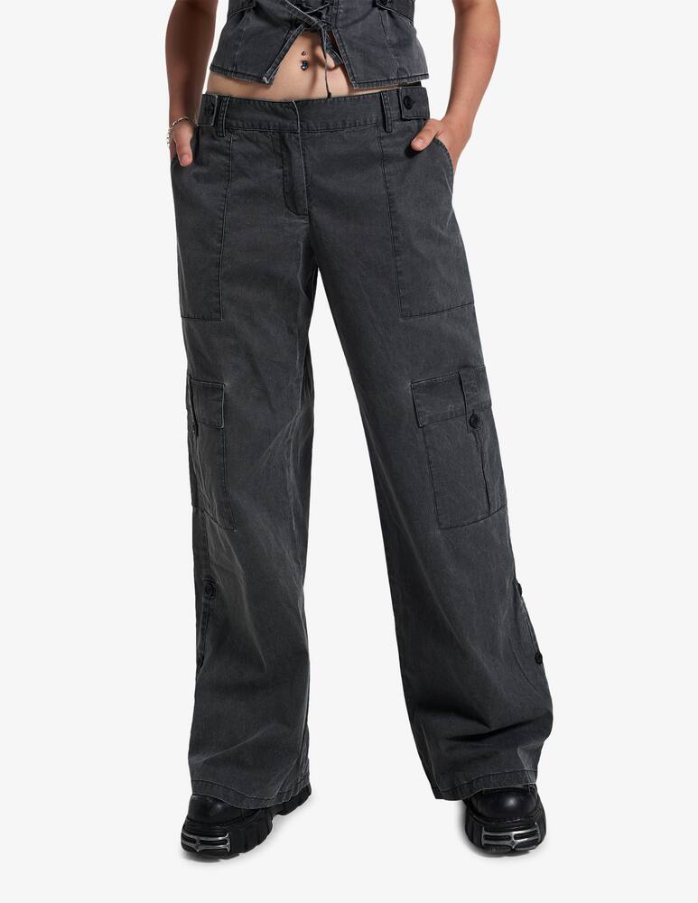 The Ragged Priest Stomper cargo trousers - picture 1 The Ragged Priest Stomper cargo trousers - picture 1