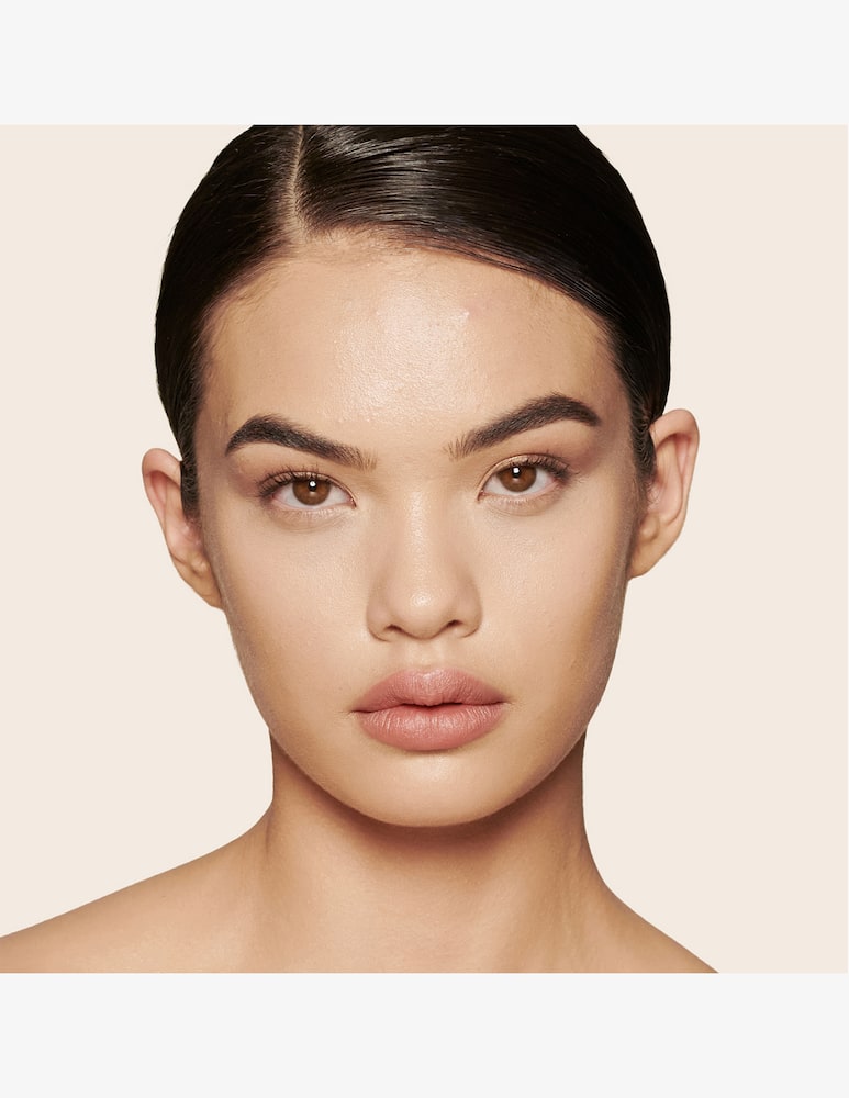 Charlotte Tilbury Beautiful Skin Radiant Concealer - picture 3 Charlotte Tilbury Beautiful Skin Radiant Concealer - picture 3
