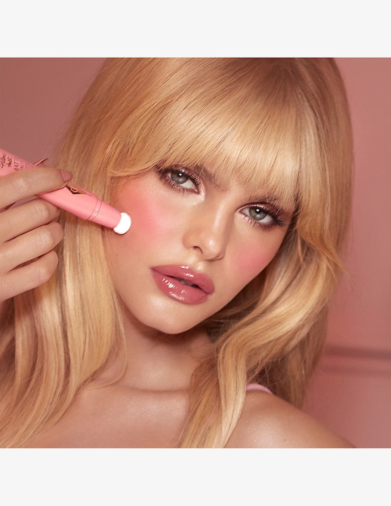 Charlotte Tilbury Pillow Talk Matte Beauty Blush Wand - picture 3 Charlotte Tilbury Pillow Talk Matte Beauty Blush Wand - picture 3