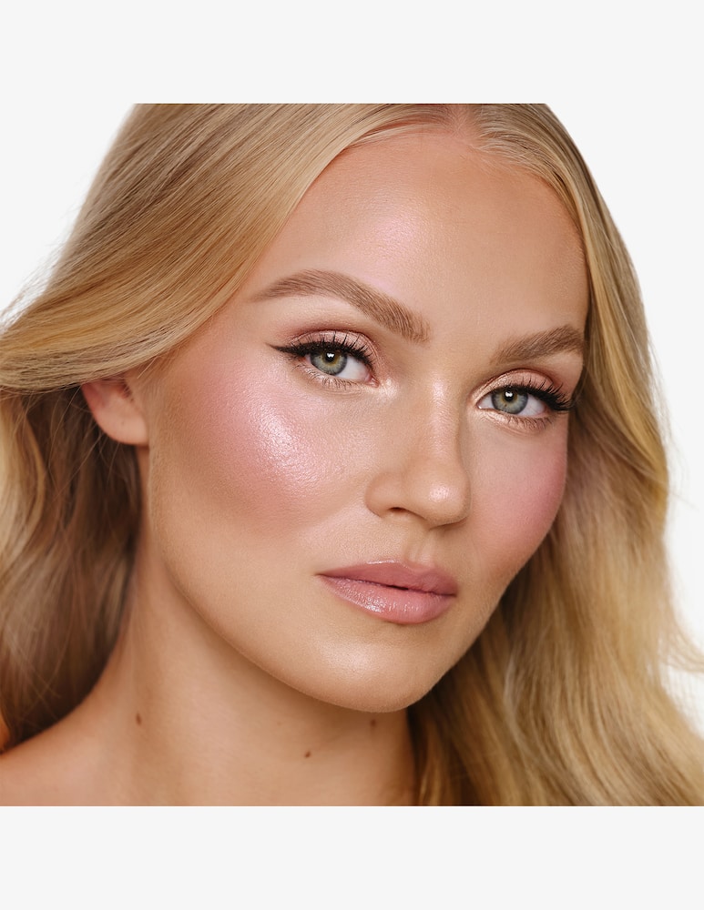 Charlotte Tilbury Hollywood Glow Glide Face Architect - immagine 4 Charlotte Tilbury Hollywood Glow Glide Face Architect - immagine 4