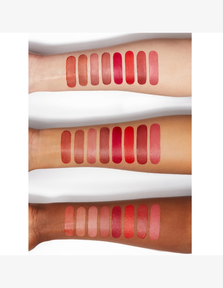Charlotte Tilbury Airbrush Flawless Lip Blur - immagine 5 Charlotte Tilbury Airbrush Flawless Lip Blur - immagine 5
