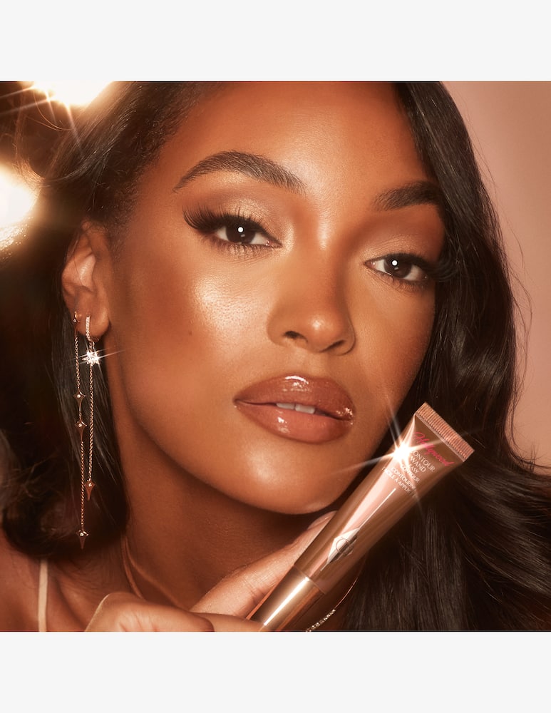 Charlotte Tilbury Hollywood Contour Wand - immagine 5 Charlotte Tilbury Hollywood Contour Wand - immagine 5
