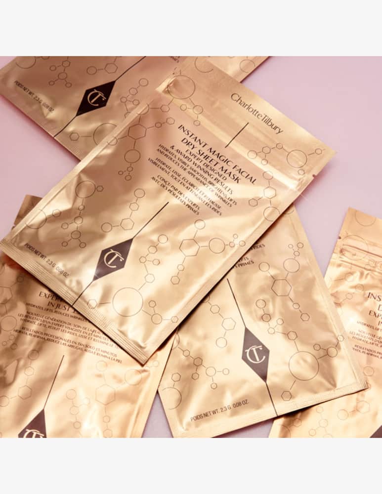 Charlotte Tilbury Instant Magic Facial Dry Sheet Mask - immagine 3 Charlotte Tilbury Instant Magic Facial Dry Sheet Mask - immagine 3