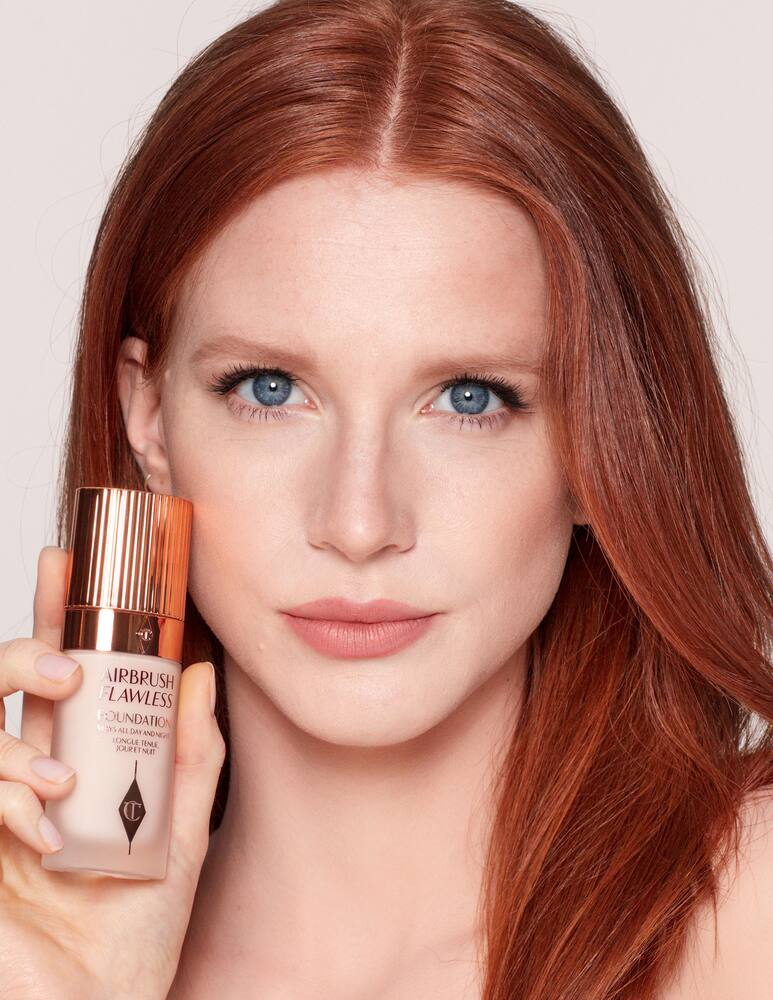 Charlotte Tilbury Airbrush Flawless Foundation - immagine 3 Charlotte Tilbury Airbrush Flawless Foundation - immagine 3