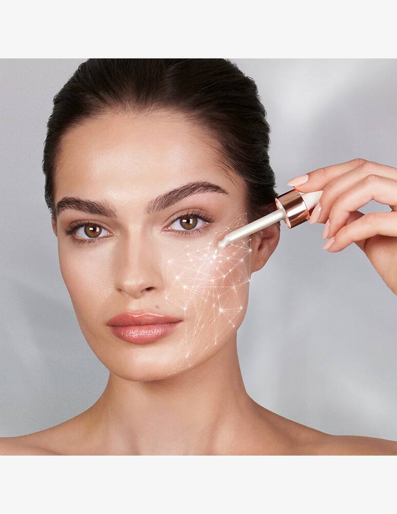 Charlotte Tilbury Charlotte's Magic Serum Crystal Elixir - picture 2 Charlotte Tilbury Charlotte's Magic Serum Crystal Elixir - picture 2