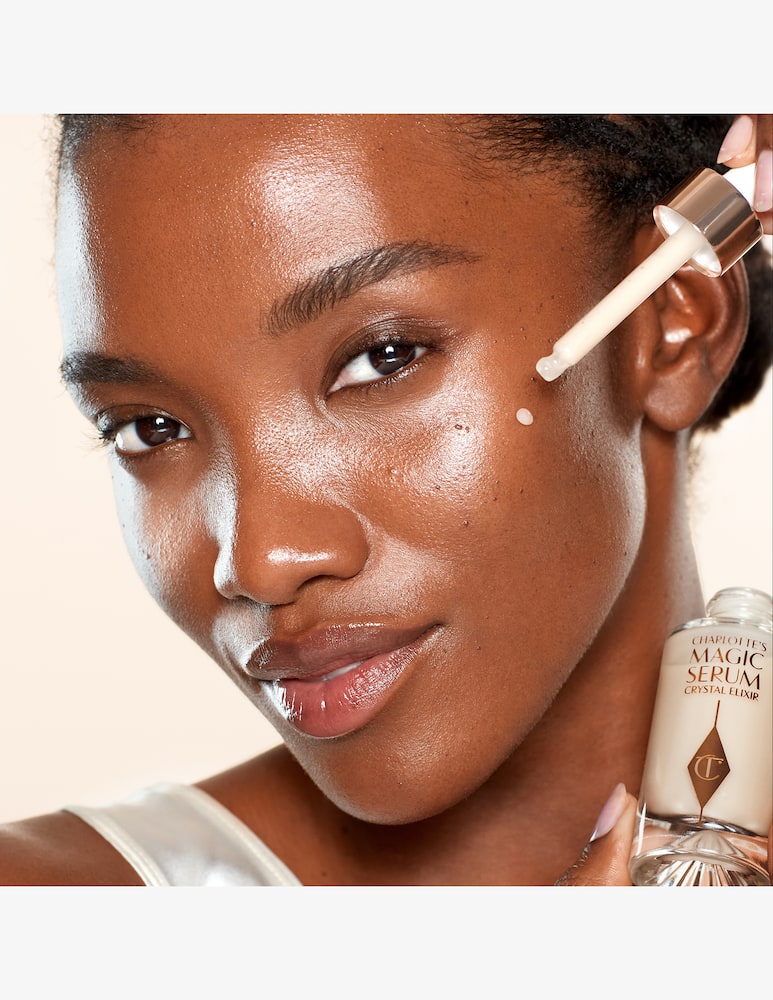 Charlotte Tilbury Charlotte's Magic Serum Crystal Elixir - immagine 2 Charlotte Tilbury Charlotte's Magic Serum Crystal Elixir - immagine 2
