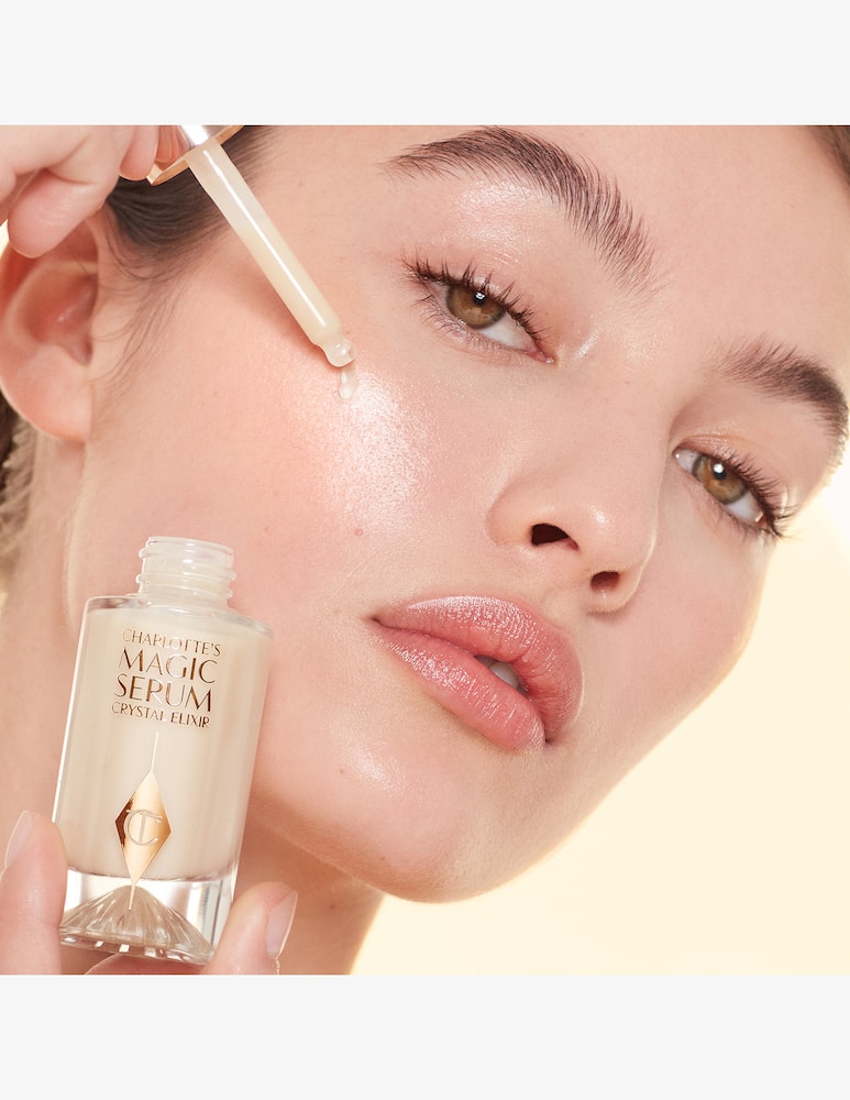 Charlotte Tilbury Charlotte's Magic Serum Crystal Elixir - immagine 3 Charlotte Tilbury Charlotte's Magic Serum Crystal Elixir - immagine 3