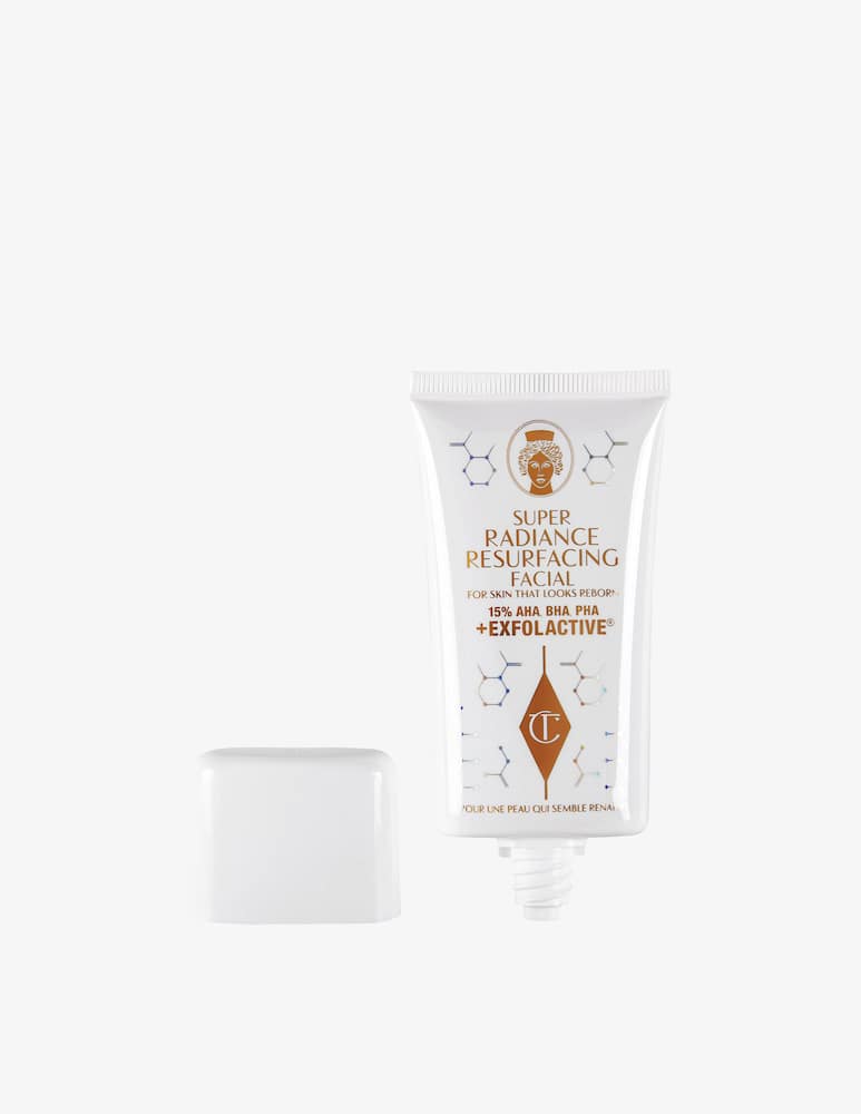 Charlotte Tilbury Super Radiance Resurfacing Facial - picture 1 Charlotte Tilbury Super Radiance Resurfacing Facial - picture 1