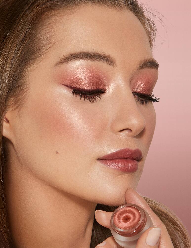 rinascente Charlotte Tilbury Eyes To Mesmerise