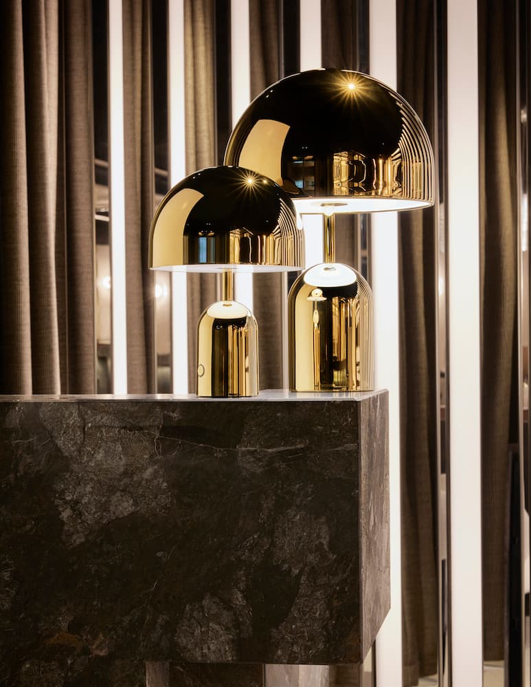 Tom Dixon Bell Lampada da Tavolo Led - immagine 3 Tom Dixon Bell Lampada da Tavolo Led - immagine 3