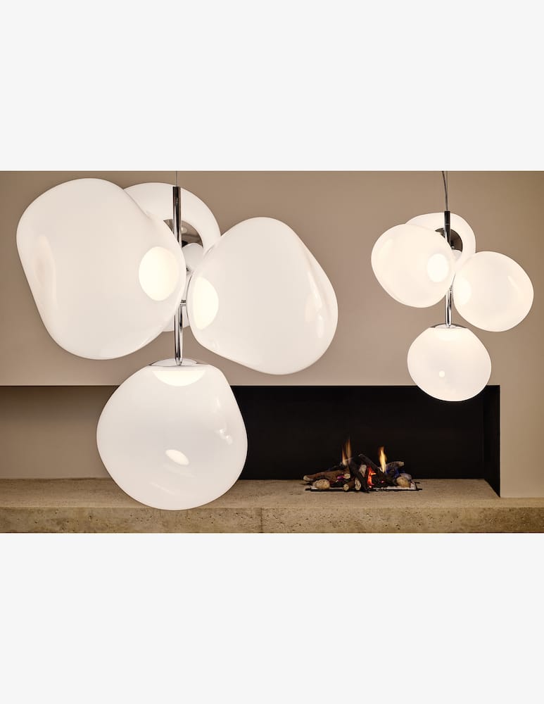 Tom Dixon Melt Small Opal/Silver Led Cb Lampadario - immagine 4 Tom Dixon Melt Small Opal/Silver Led Cb Lampadario - immagine 4