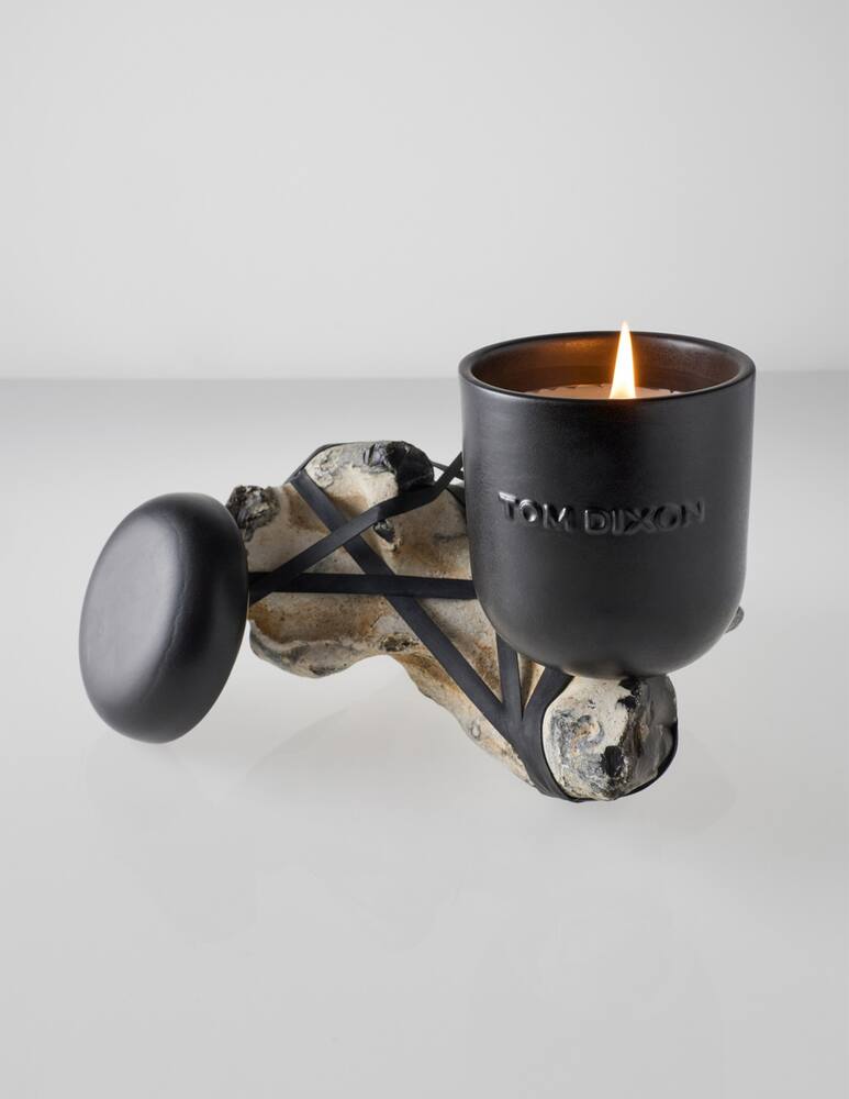 Tom Dixon Scent London Medium Candle - picture 2 Tom Dixon Scent London Medium Candle - picture 2