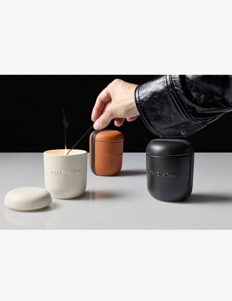 Tom Dixon Scent Earth Medium Candle - picture 4 Tom Dixon Scent Earth Medium Candle - picture 4
