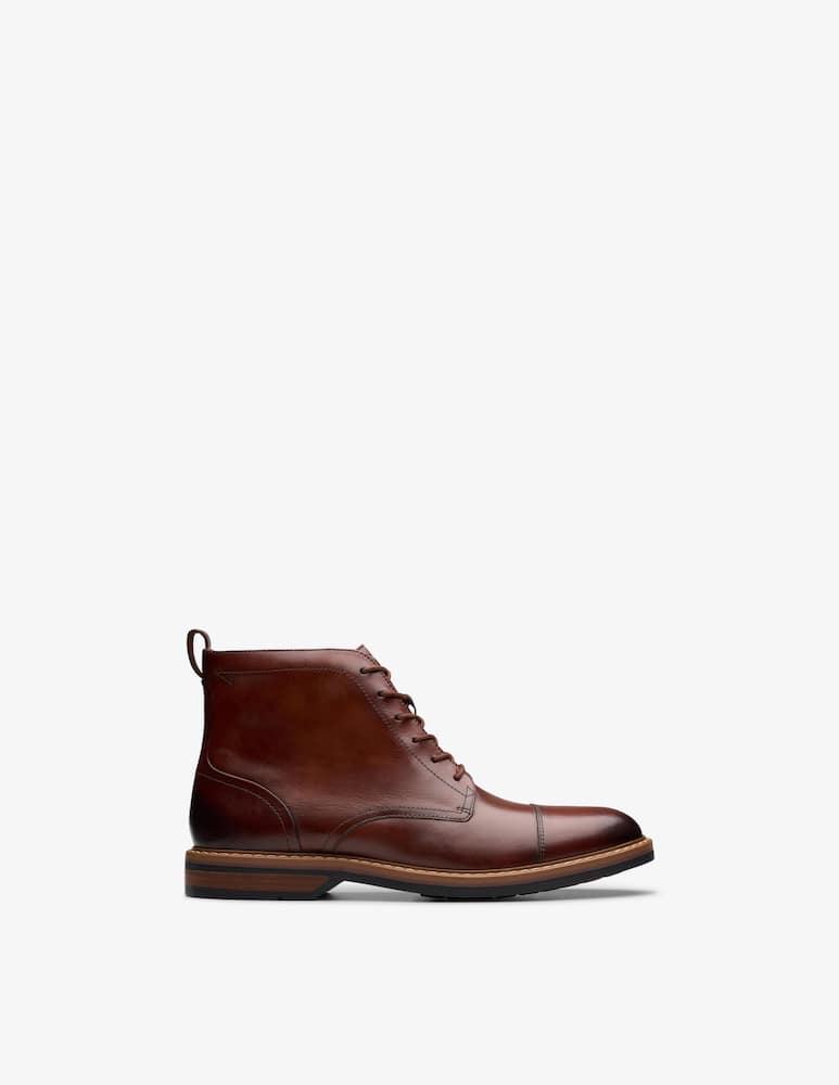 rinascente Clarks Aldwin lace up boots