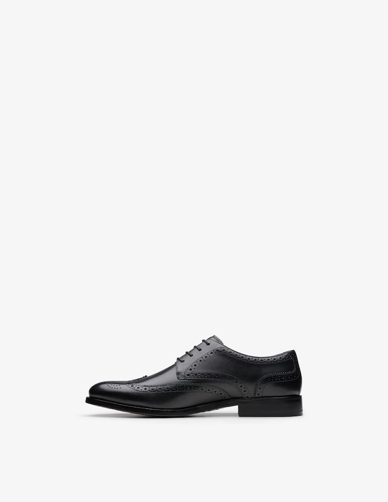 rinascente Clarks Leather brogue derby shoes