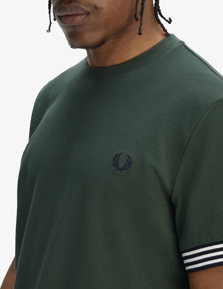 Fred Perry Striped cuff t-shirt - picture 4 Fred Perry Striped cuff t-shirt - picture 4