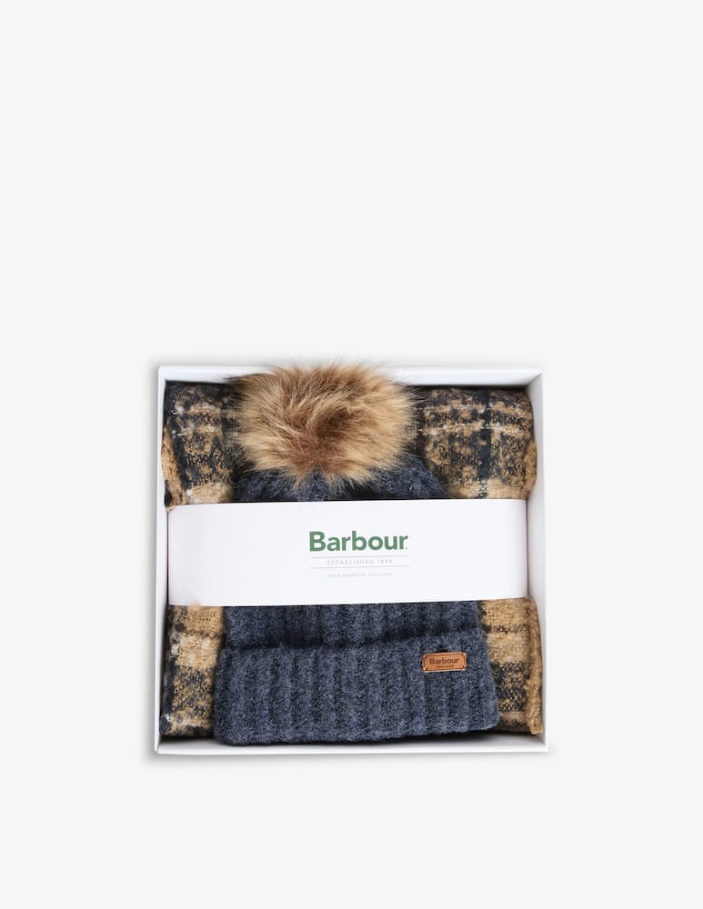Barbour Beanie and tartan scarf Saltburn - picture 2 Barbour Beanie and tartan scarf Saltburn - picture 2