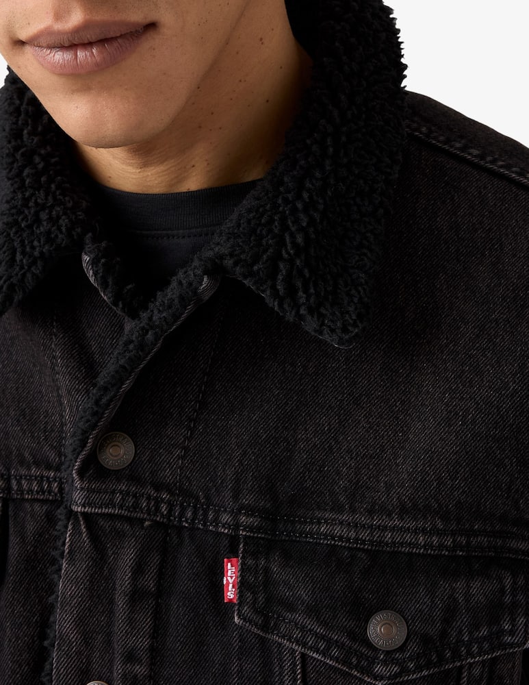 Levi's Denim sherpa jacket - picture 4 Levi's Denim sherpa jacket - picture 4