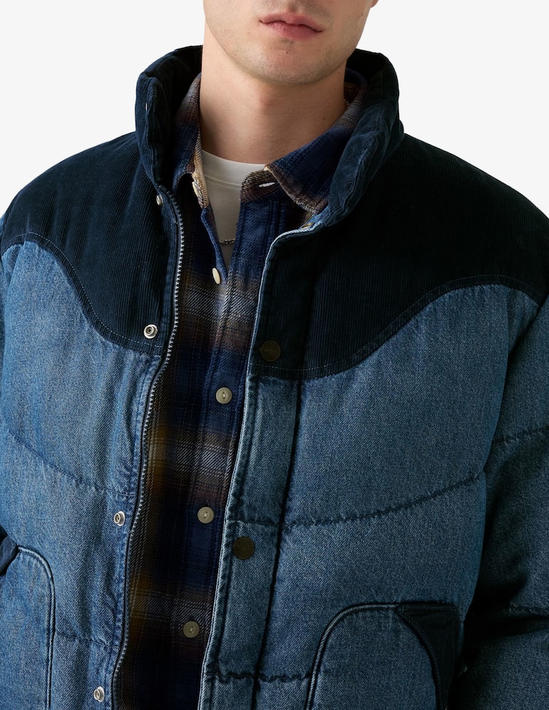 Levi's Denim puffer jacket - picture 3 Levi's Denim puffer jacket - picture 3