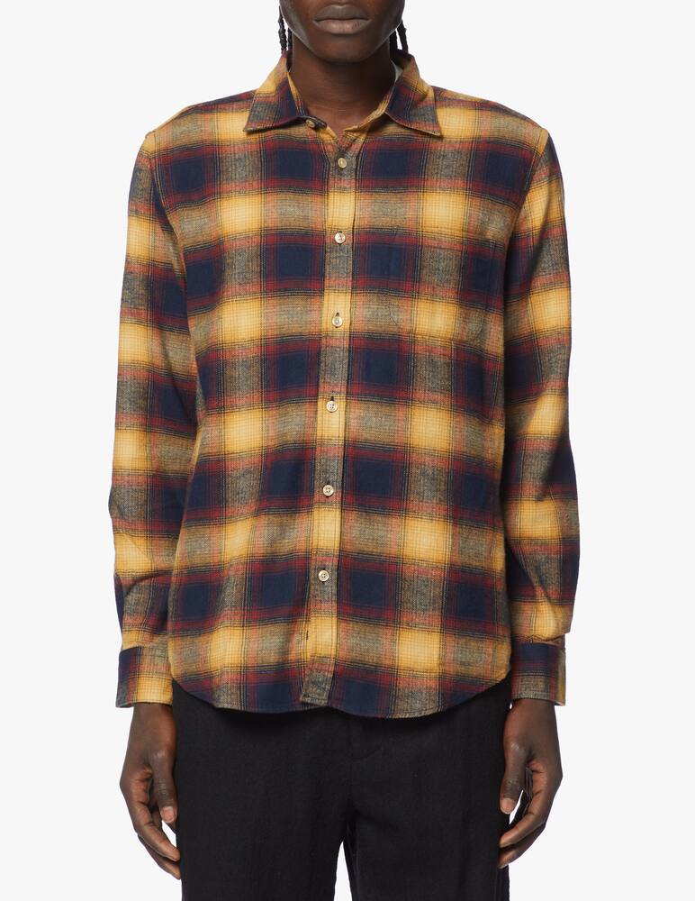 rinascente Portuguese Flannel Camicia in flanella over a quadri hill