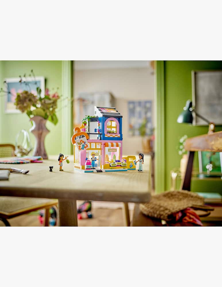 rinascente LEGO Friends Vintage Fashion Store