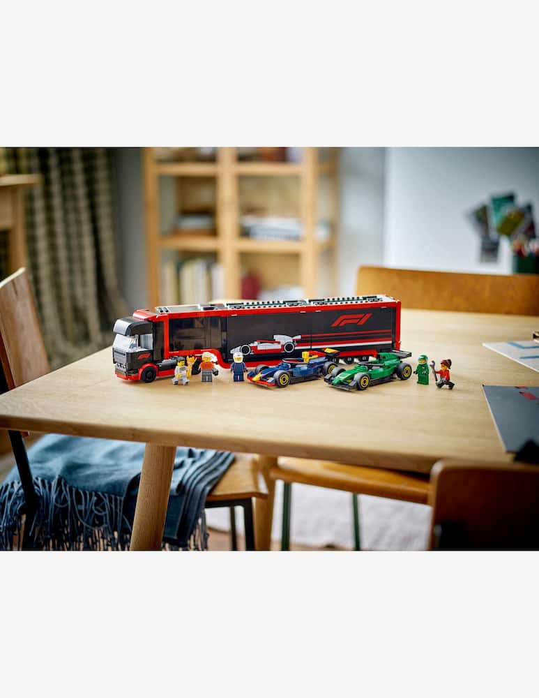 rinascente LEGO City Autotrasportatore F1® con monoposto RB20 e AMR24 F1®