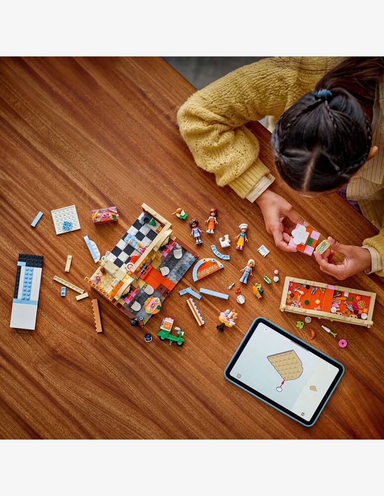 rinascente LEGO Friends Restaurant and Cooking School