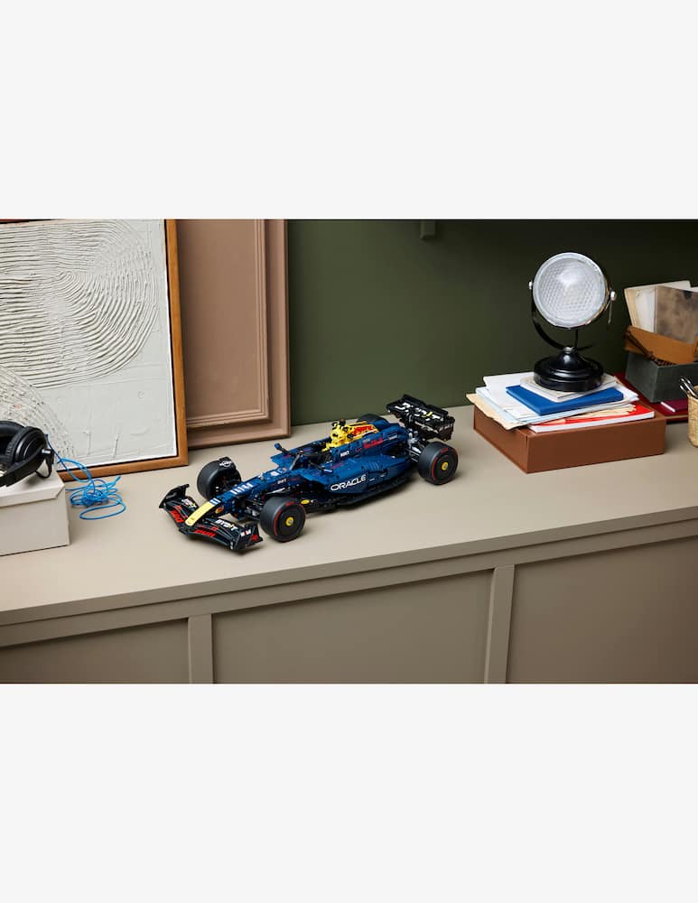 LEGO Technic Monoposto F1 Oracle Red Bull Racing RB20 - immagine 3