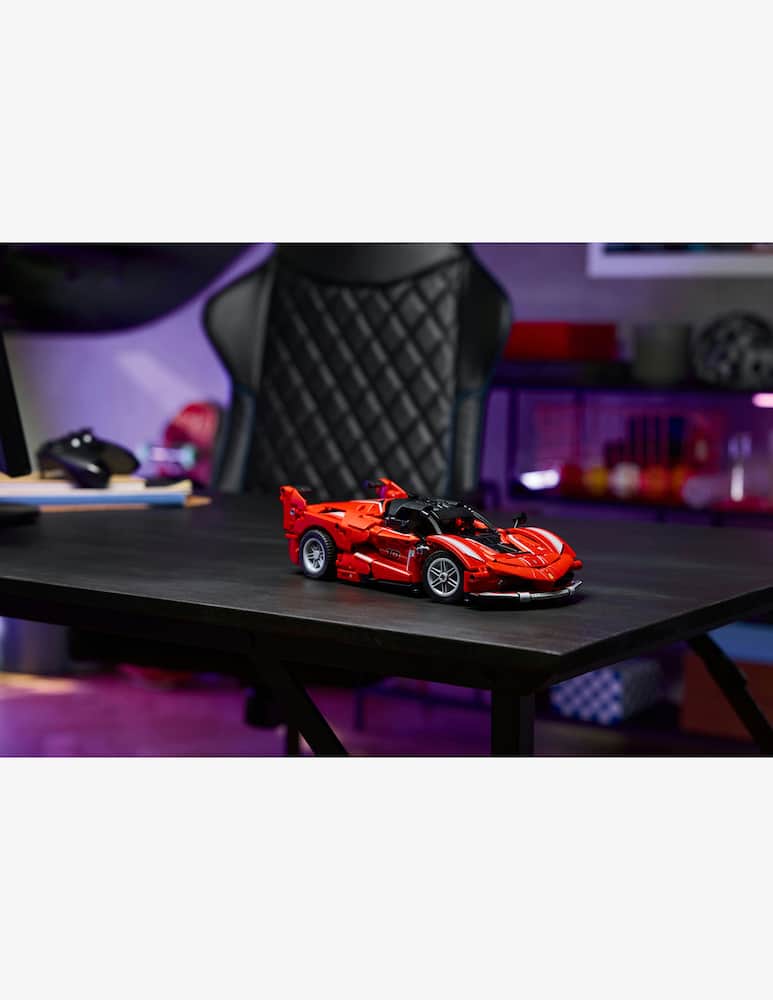LEGO Technic Ferrari FXX K - immagine 3 LEGO Technic Ferrari FXX K - immagine 3