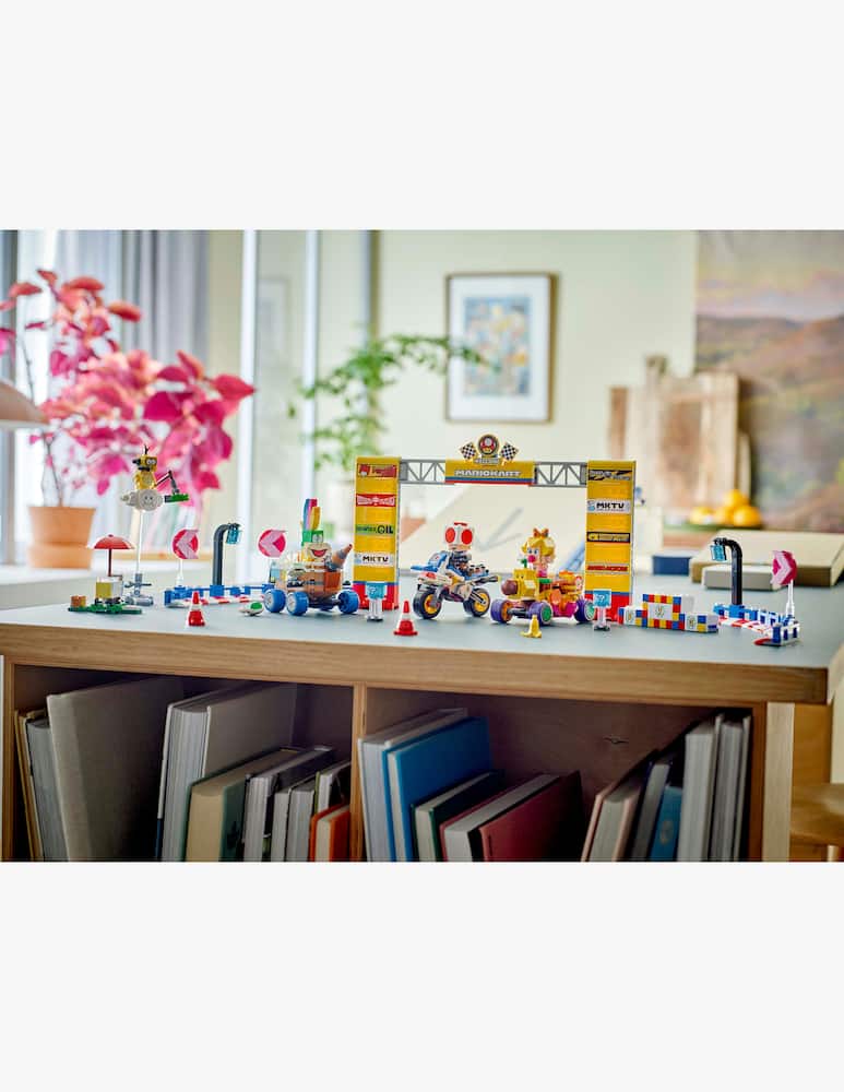 LEGO Super Mario Mario Kart™: Pack Baby Peach e Gran Premio - immagine 3 LEGO Super Mario Mario Kart™: Pack Baby Peach e Gran Premio - immagine 3