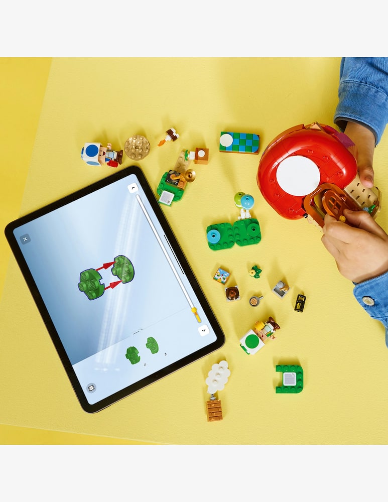 rinascente LEGO Super Mario Party at Toad's House