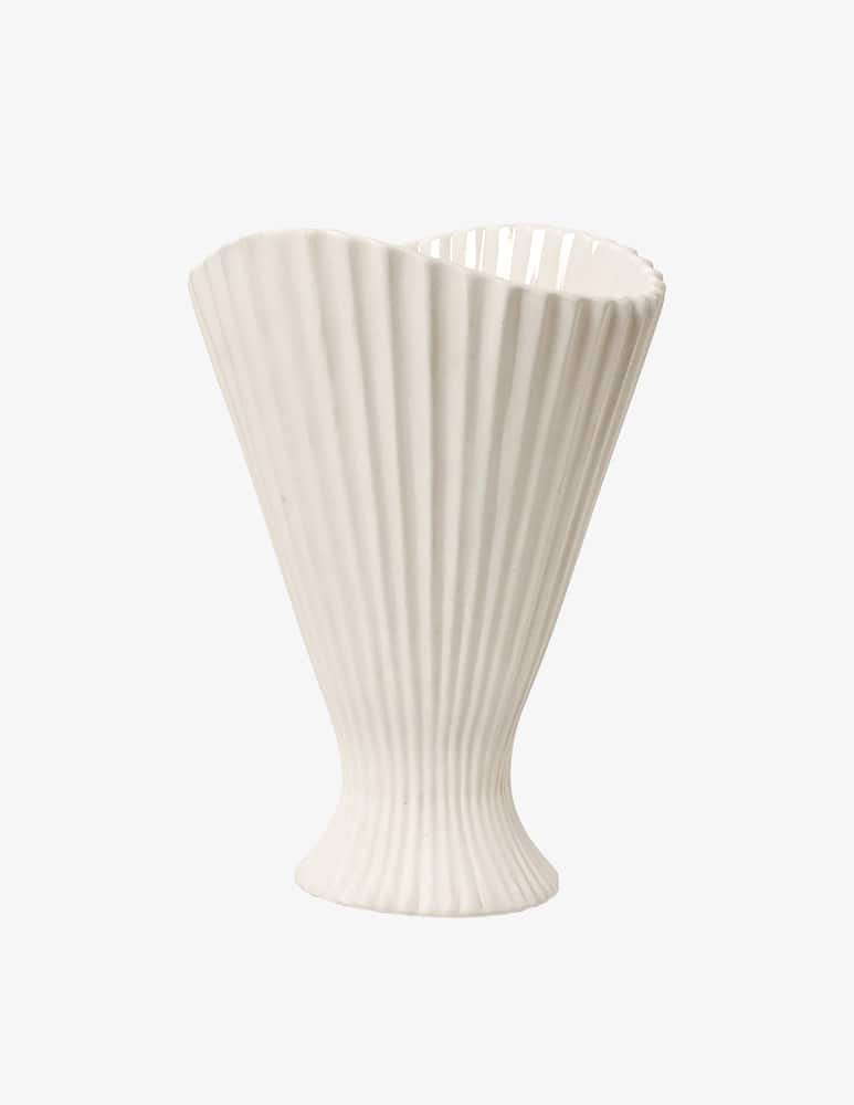 Ferm Living Vase Fountain - picture 2 Ferm Living Vase Fountain - picture 2