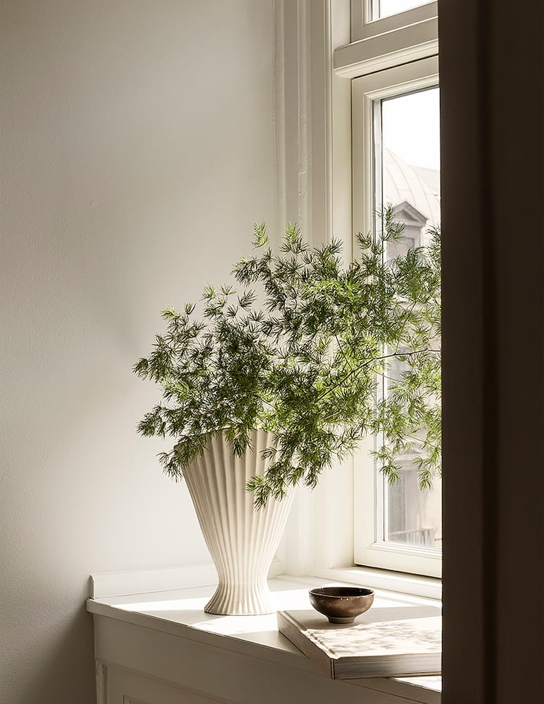 Ferm Living Vase Fountain - picture 4 Ferm Living Vase Fountain - picture 4
