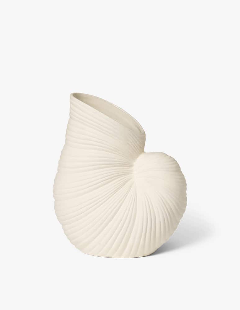 Ferm Living Vase Shell - picture 1 Ferm Living Vase Shell - picture 1