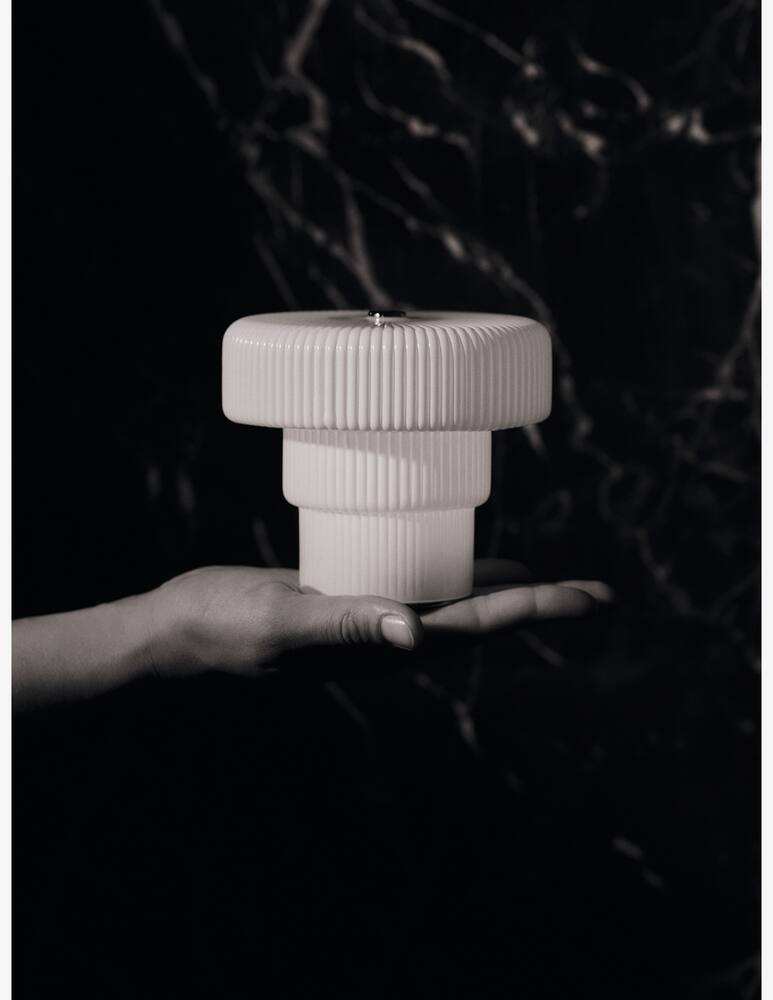 rinascente Ferm Living Ripple Por Lampada da Tavolo