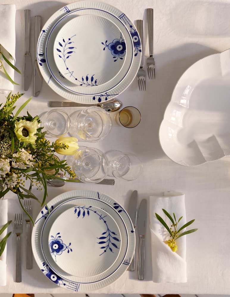 Royal Copenhagen Piatto Portata White Elements 38 5cm - immagine 2 Royal Copenhagen Piatto Portata White Elements 38 5cm - immagine 2