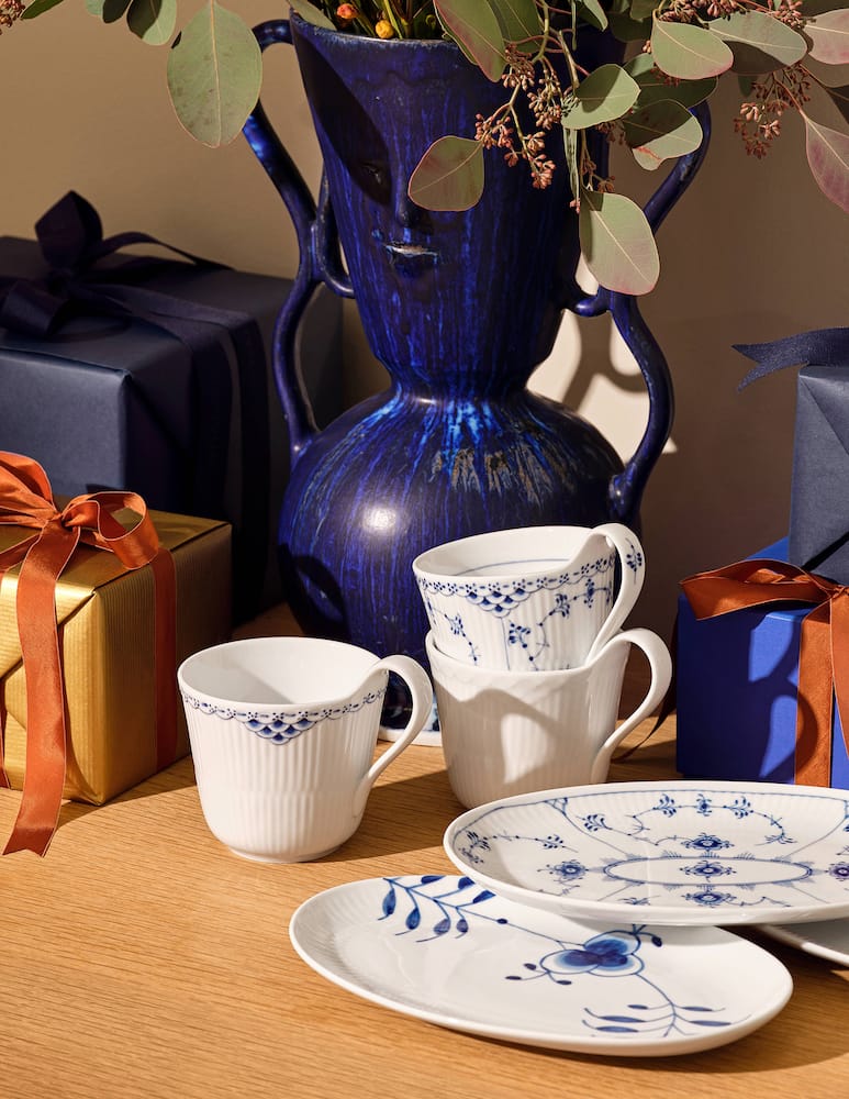 Royal Copenhagen Piatto Ovale Blue Mega 23cm - immagine 2 Royal Copenhagen Piatto Ovale Blue Mega 23cm - immagine 2