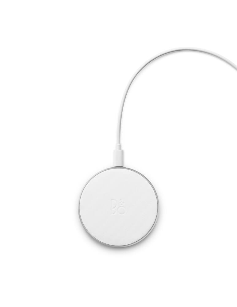 rinascente Bang & Olufsen Beoplay charging pad - white