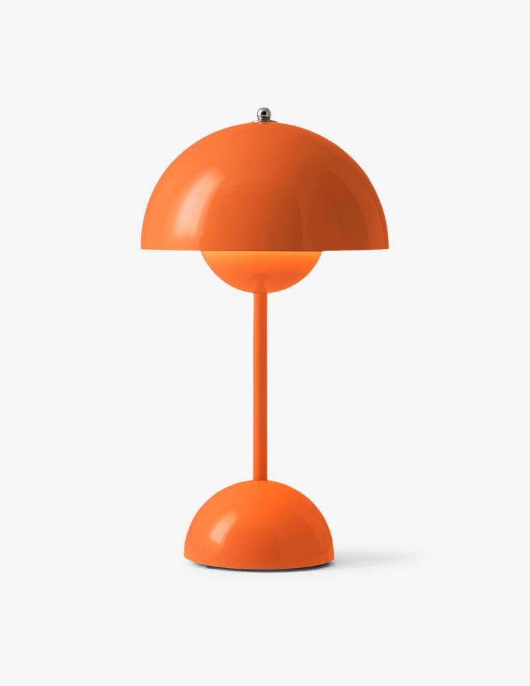rinascente &Tradition Flowerpot VP9 Portable Lamp