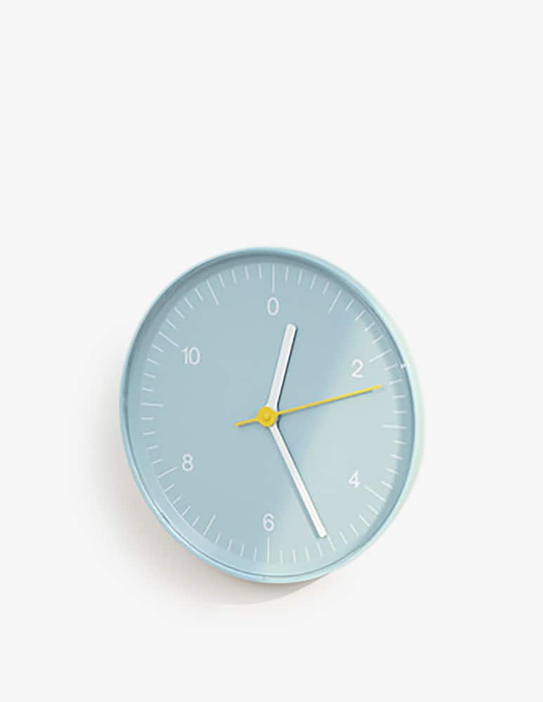 Hay Wall Clock - picture 2 Hay Wall Clock - picture 2