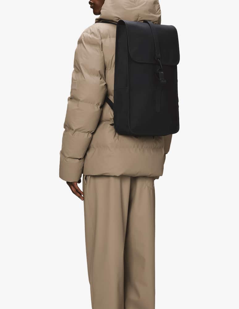 Rains Urban commute backpack - picture 2 Rains Urban commute backpack - picture 2