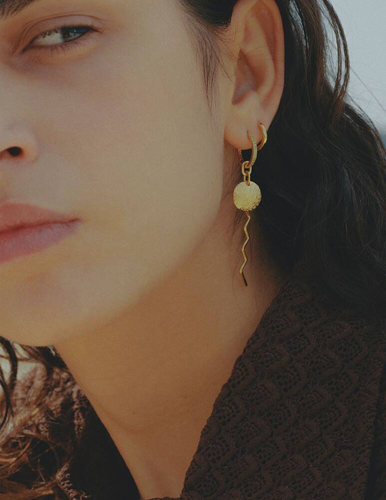 rinascente Maria Black Polo Huggie earring