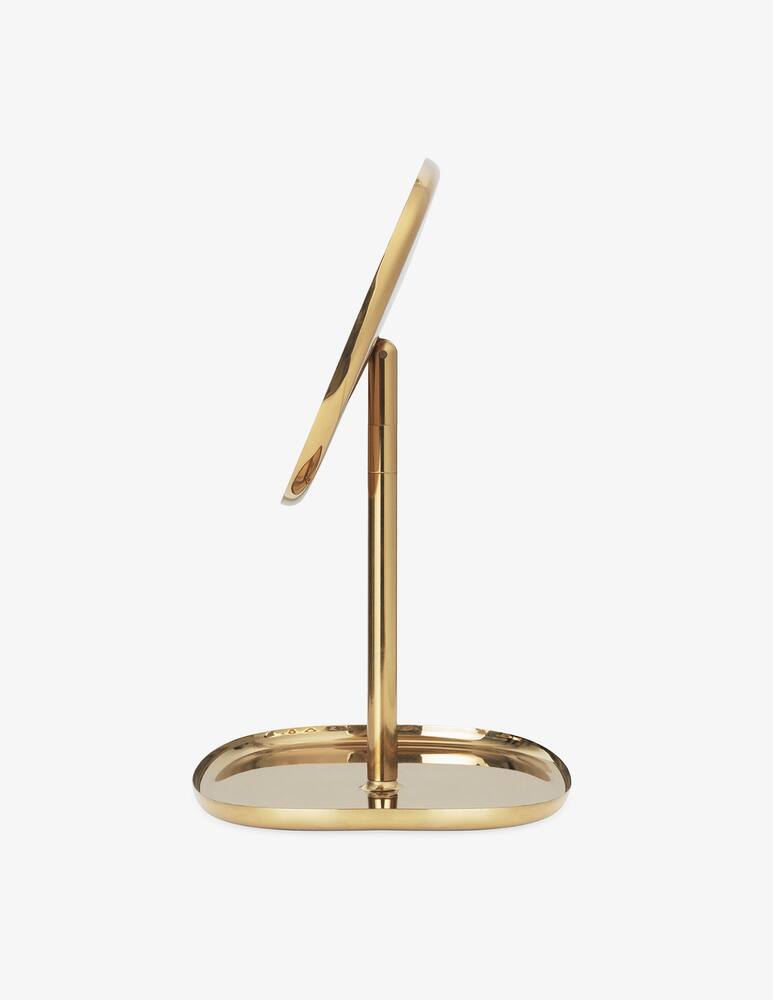 Normann Copenhagen Flip Specchio In Color Ottone - immagine 3 Normann Copenhagen Flip Specchio In Color Ottone - immagine 3