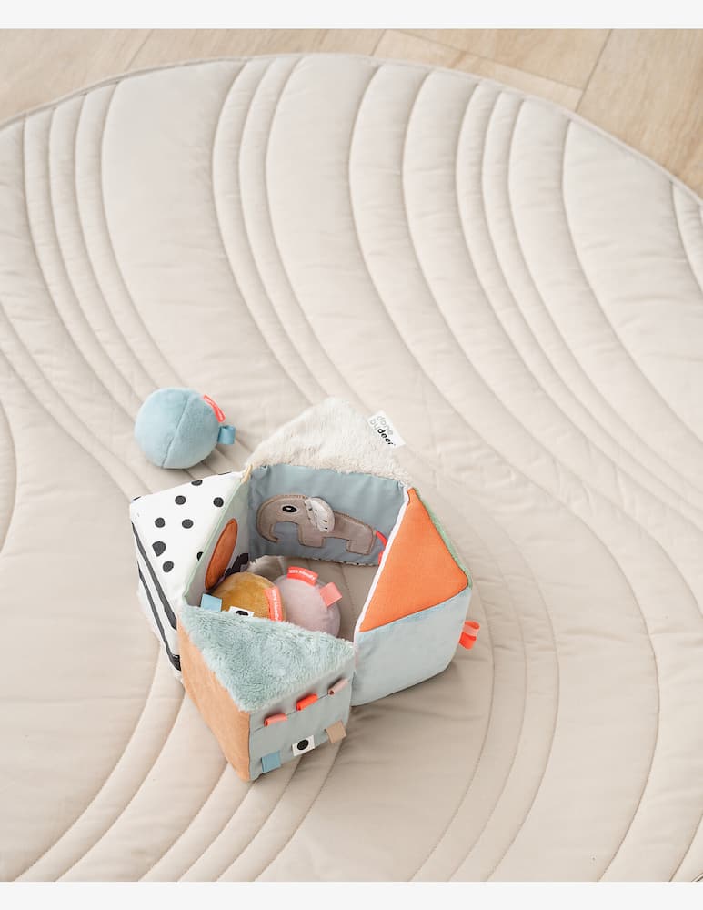 rinascente Buzz Sensory activity cube Deer Friends