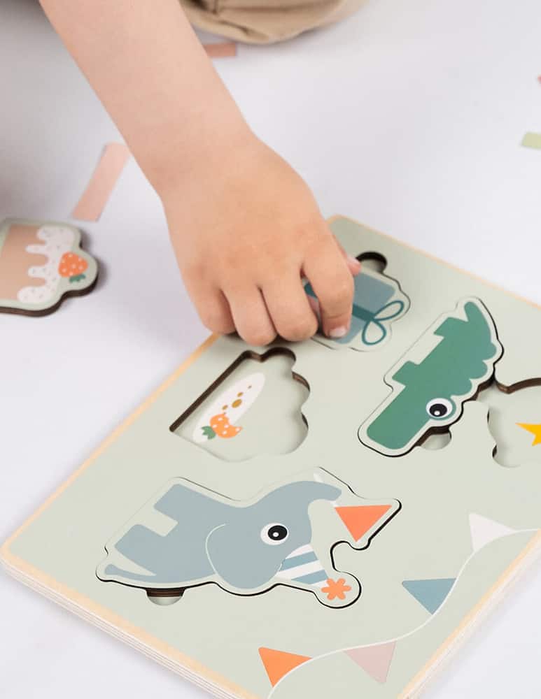 rinascente Buzz Wooden celebration puzzle toy